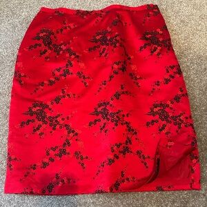 Due per Due Red Floral Pencil Skirt